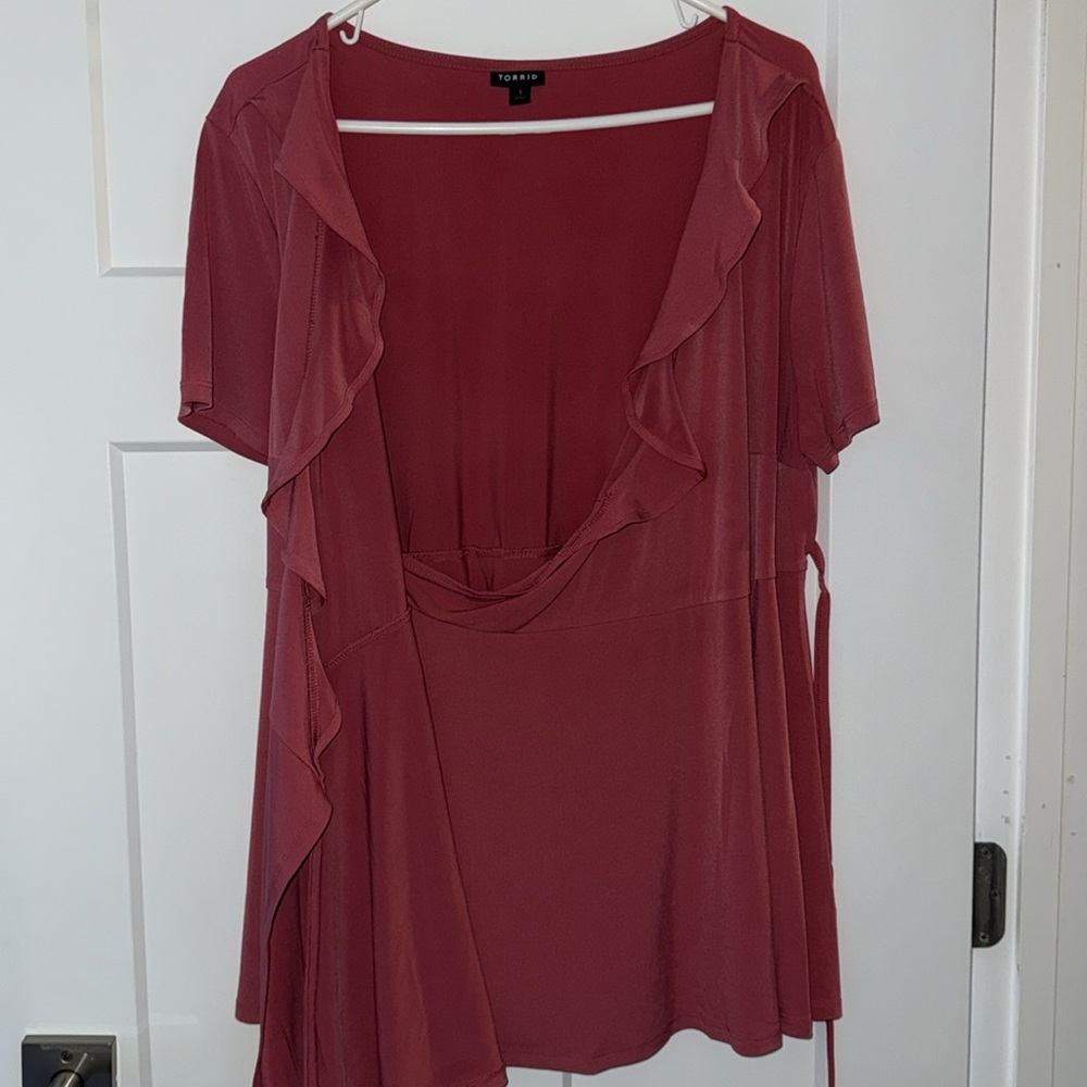 Torrid red-pink Ruffle Wrap Top - Picture 4 of 5